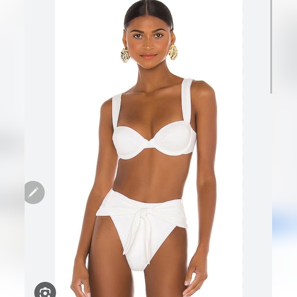 Weworewhat bikini set - Picture 3 of 7